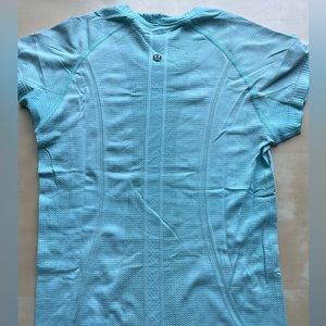 LuluLemon Swiftly Tech Short-Sleeve Shirt (Cyan Blue)